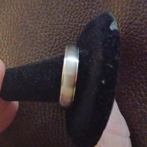 Jewelry - NWOT - Stainless Steel 316L Brushed Finish Convex Center Wedding Band - Size 11